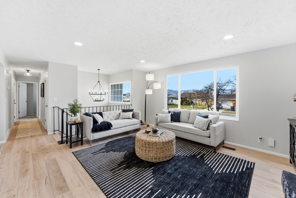 11139 S 1330 E Sandy, UT 84092