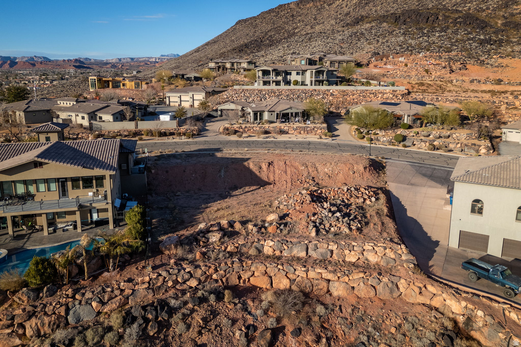 18 S CRESOLE DR St. George, UT 84770