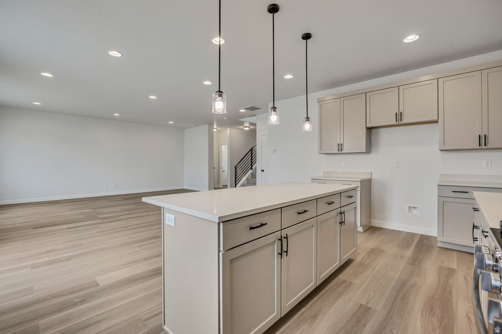 2524 S 3590 W #601 Syracuse, UT 84075