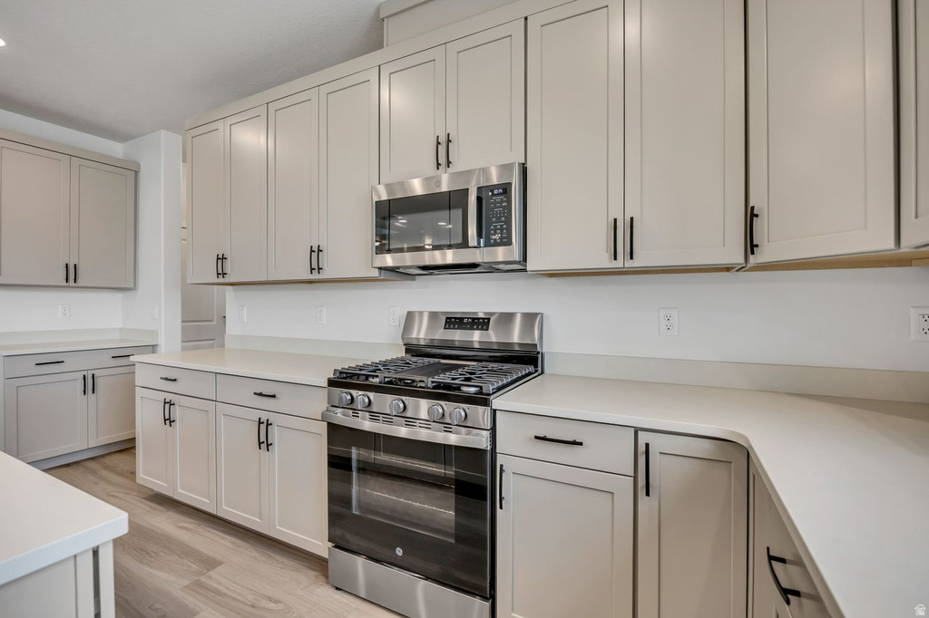 2524 S 3590 W #601 Syracuse, UT 84075