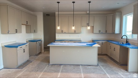 2524 S 3590 W #602 Syracuse, UT 84075