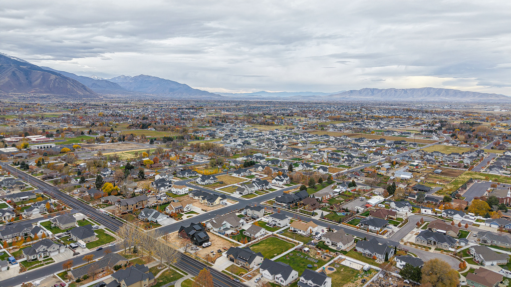 897 N MAIN ST ST Mapleton, UT 84664