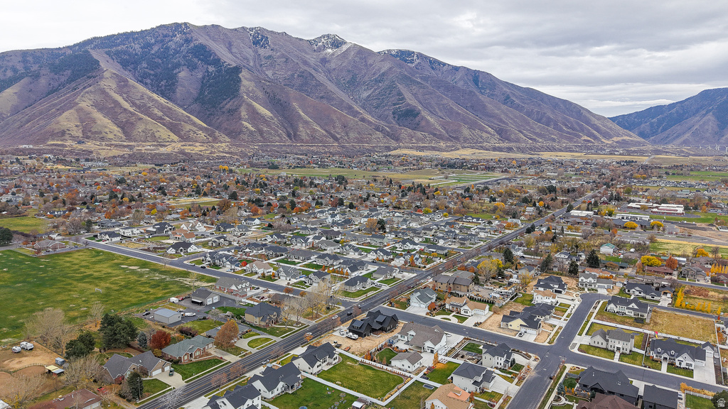 897 N MAIN ST ST Mapleton, UT 84664