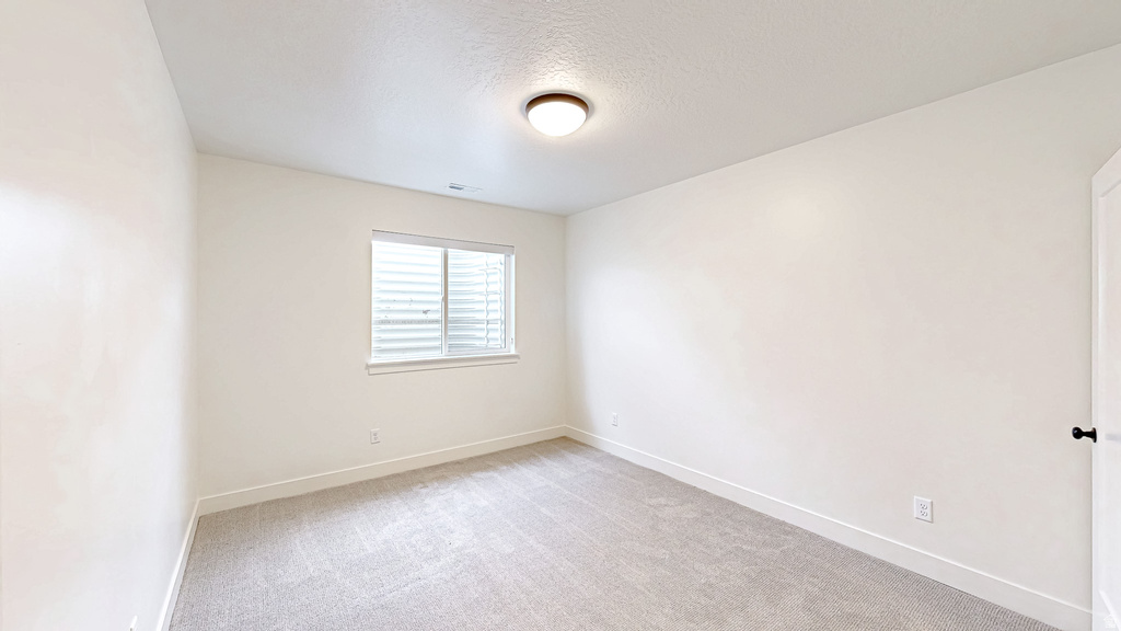 897 N MAIN ST ST Mapleton, UT 84664