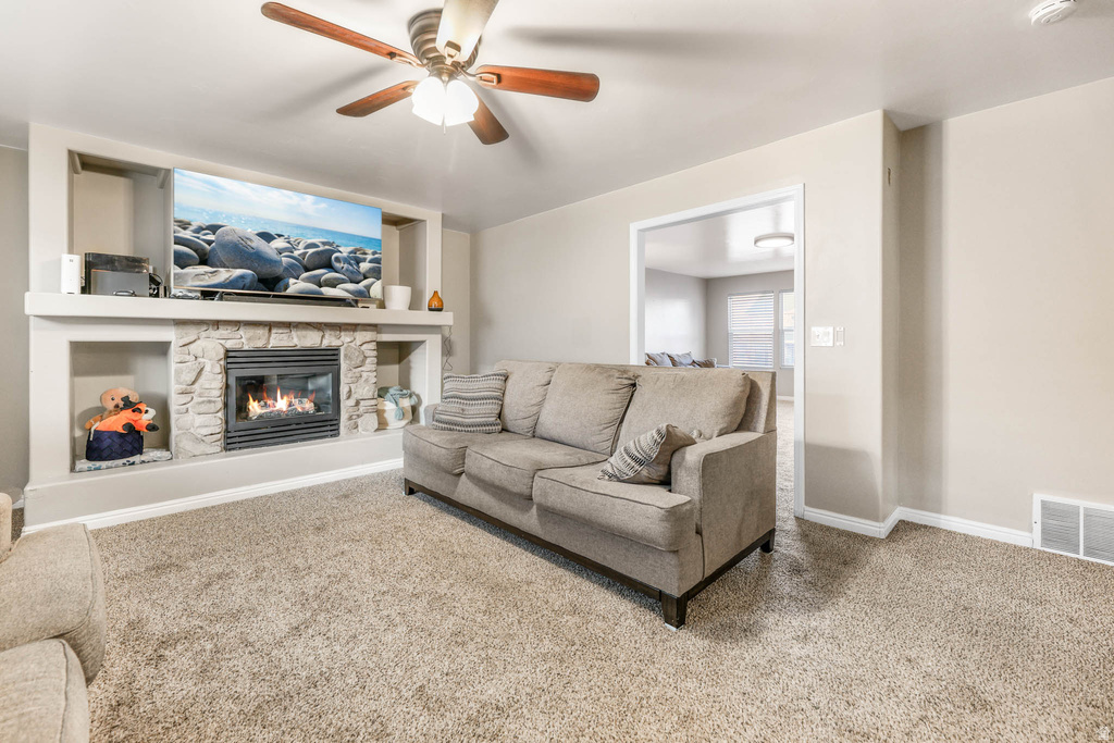 8224 S OAK VISTA DR West Jordan, UT 84081