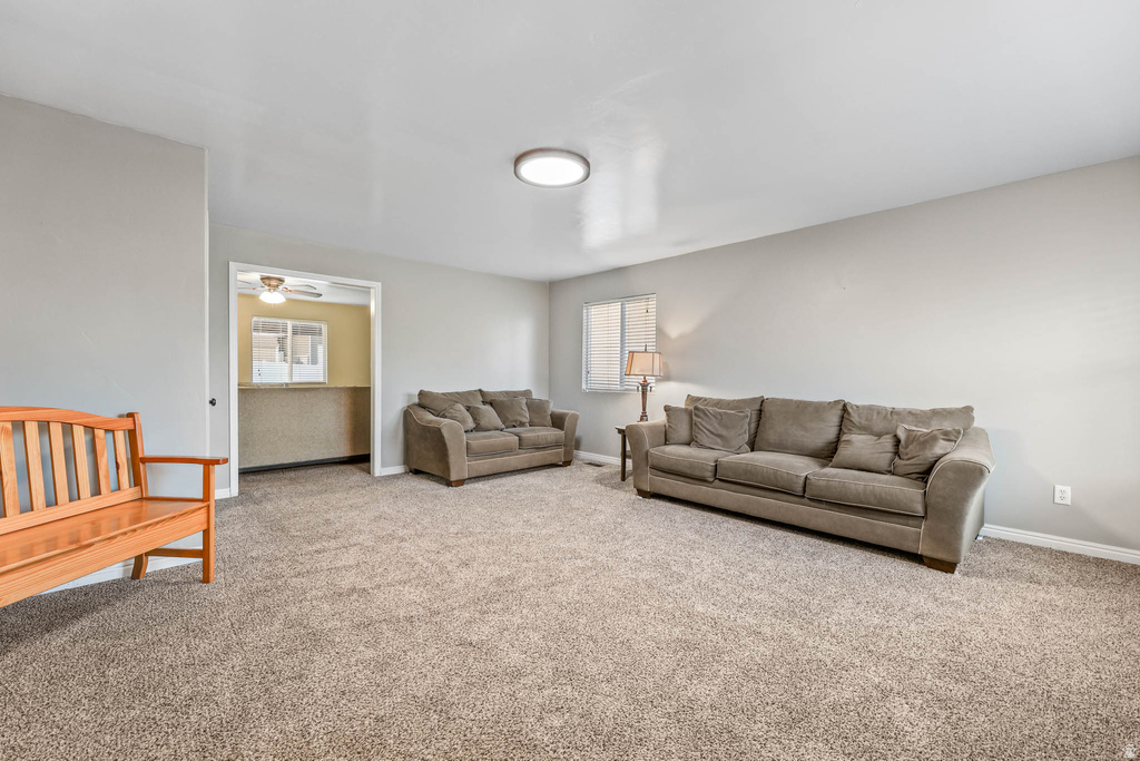 8224 S OAK VISTA DR West Jordan, UT 84081