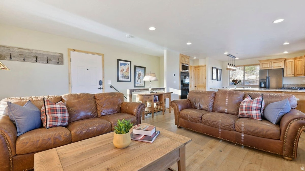 5063 LAKEVIEW DR #1003 Eden, UT 84310