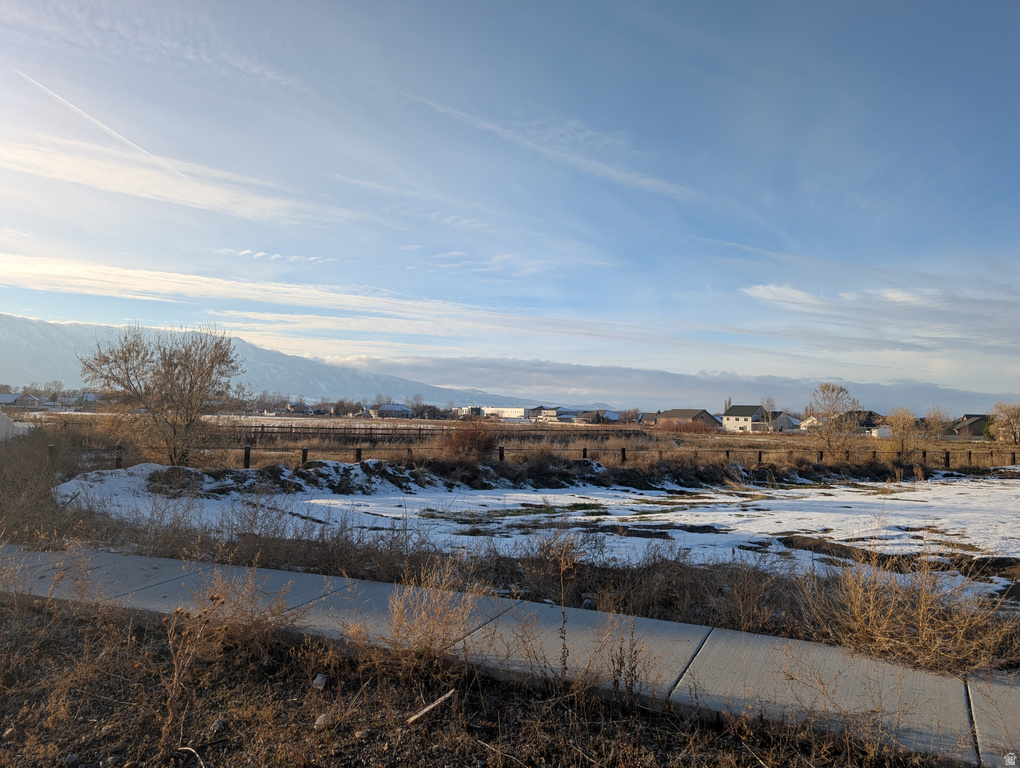 1253 W 3100 S Nibley, UT 84321