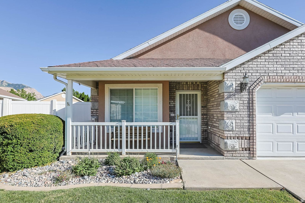 2474 N DORCHESTER AVE Harrisville, UT 84414