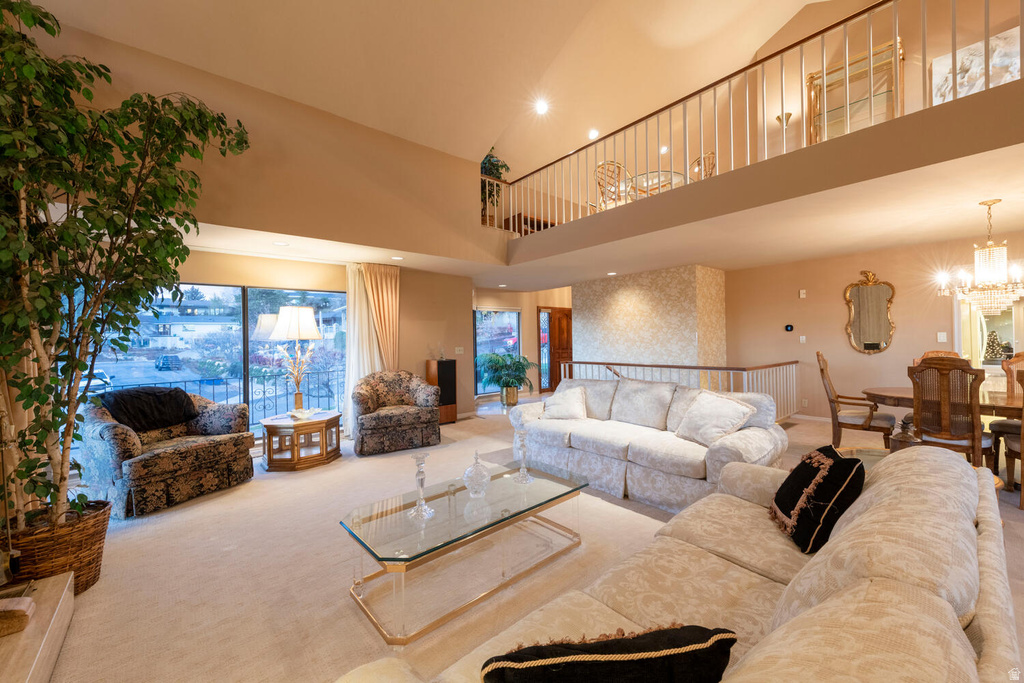 2662 E SKYLINE DR Salt Lake City, UT 84108