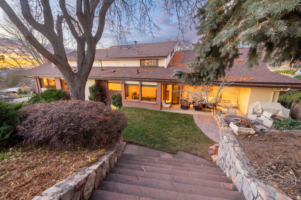 2662 E SKYLINE DR Salt Lake City, UT 84108