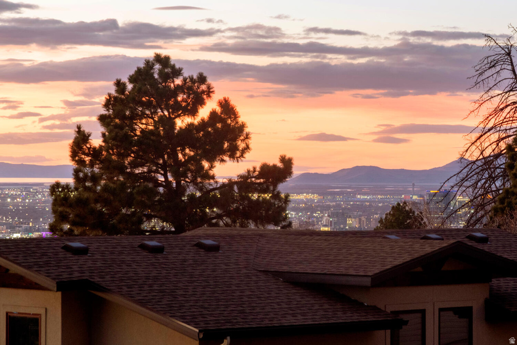 2662 E SKYLINE DR Salt Lake City, UT 84108