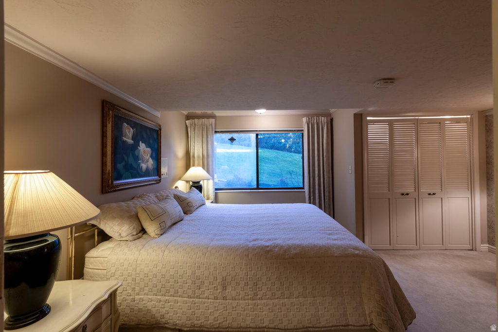 2662 E SKYLINE DR Salt Lake City, UT 84108