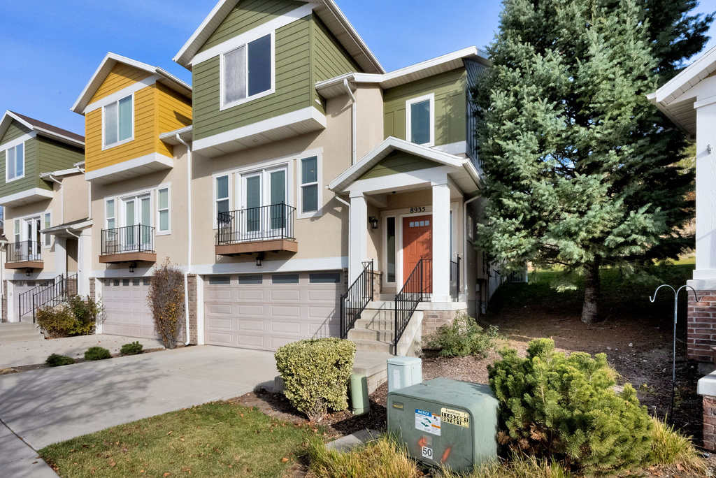 8935 S QUARRY STONE WAY Sandy, UT 84094