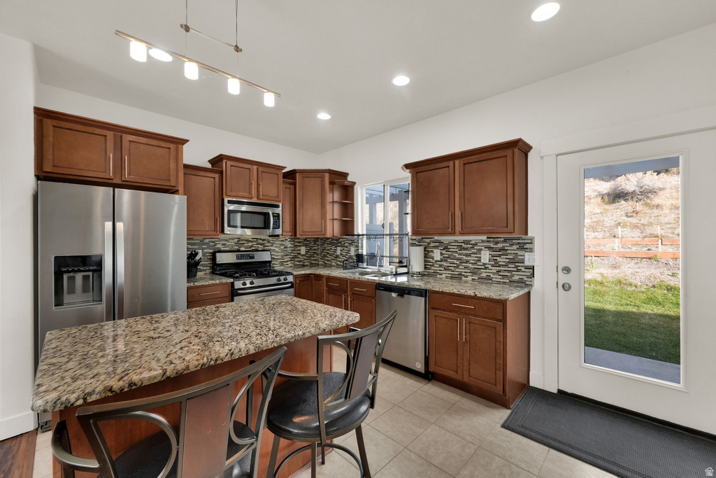 8935 S QUARRY STONE WAY Sandy, UT 84094