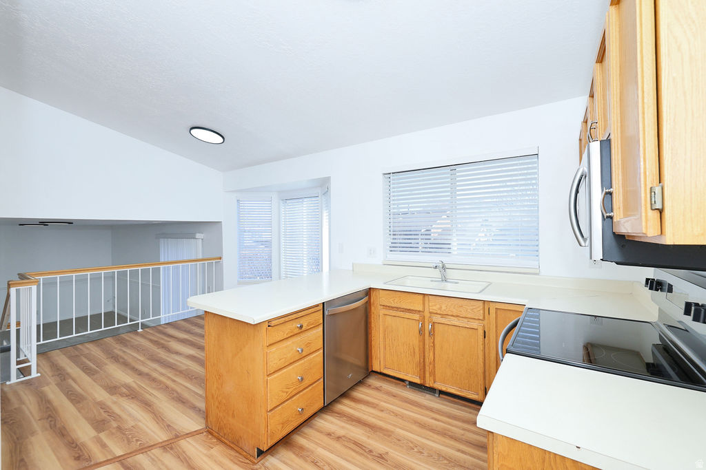 7165 S CALLIE DR West Jordan, UT 84084