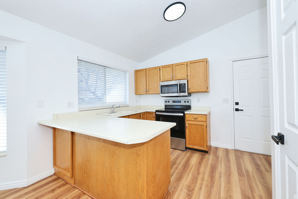 7165 S CALLIE DR West Jordan, UT 84084