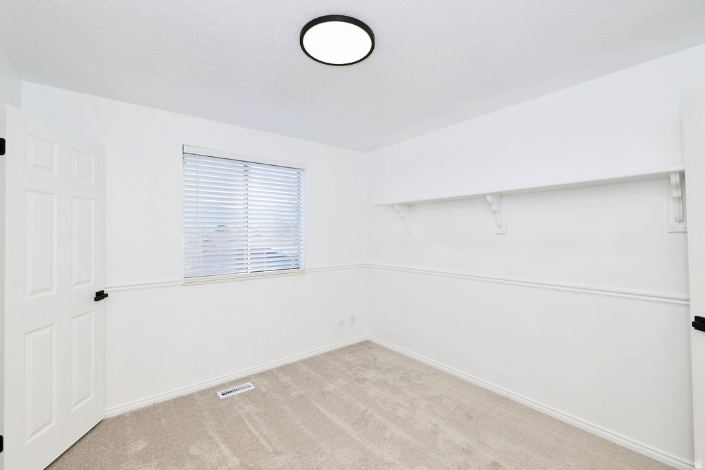 7165 S CALLIE DR West Jordan, UT 84084