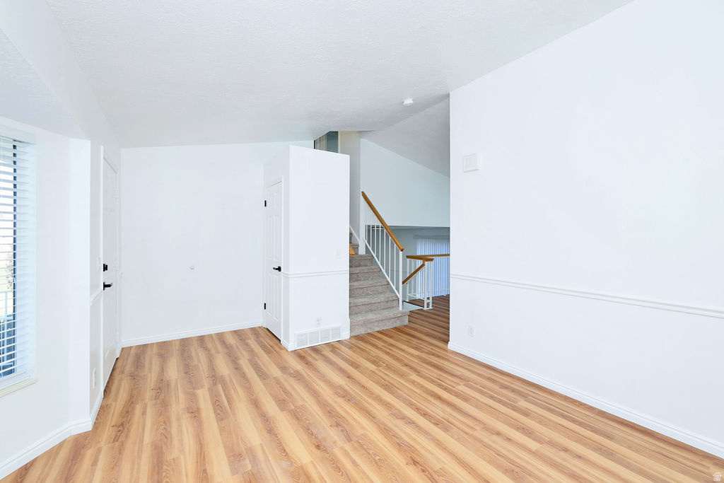 7165 S CALLIE DR West Jordan, UT 84084