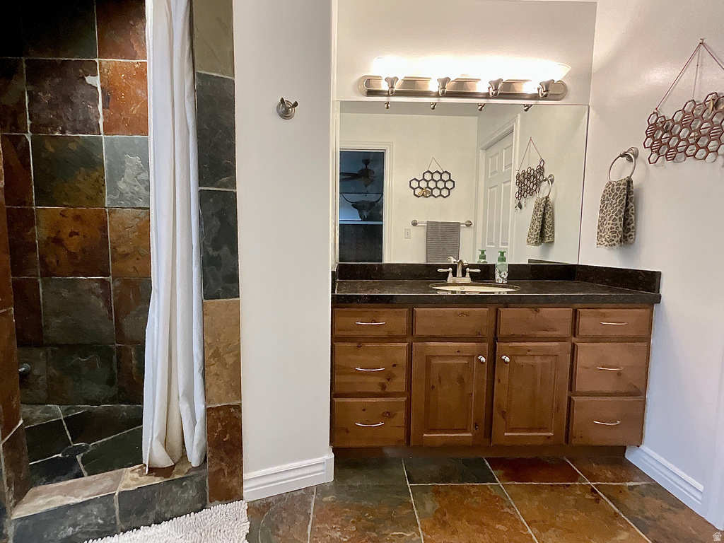 147 W 925 N Centerville, UT 84014