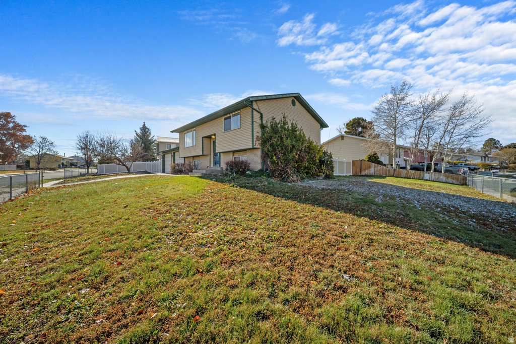 4402 S WORMWOOD DR West Valley City, UT 84120