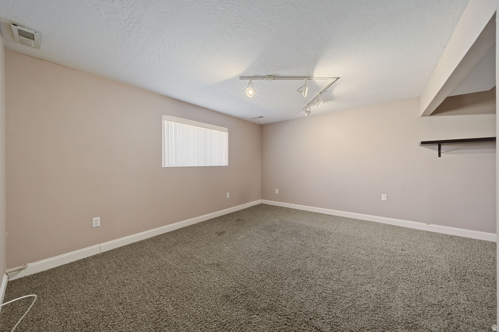 4402 S WORMWOOD DR West Valley City, UT 84120