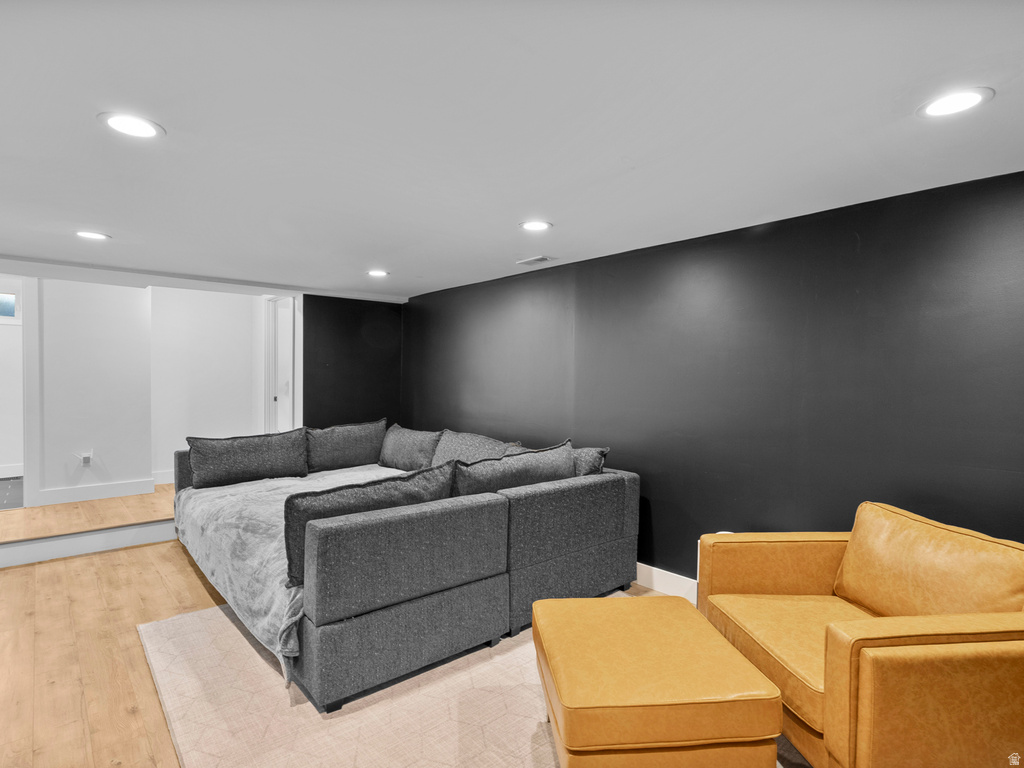 8269 S ROOSEVELT ST Midvale, UT 84047