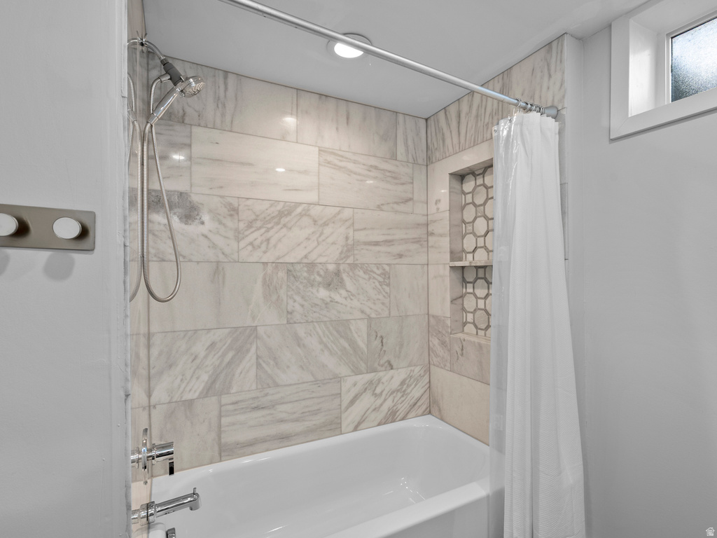 8269 S ROOSEVELT ST Midvale, UT 84047