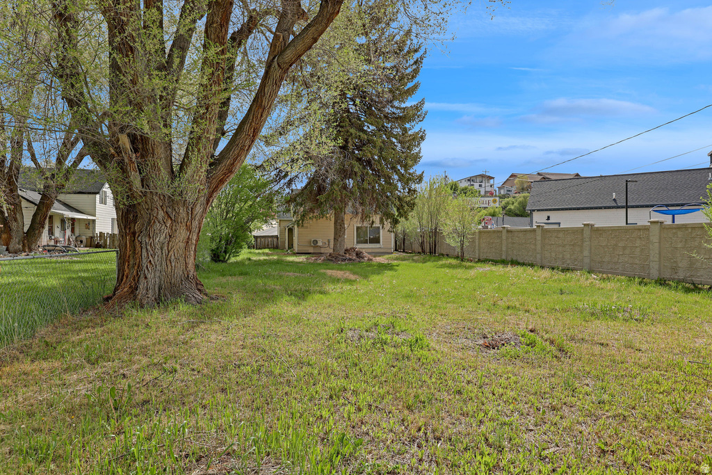 82 S MAIN ST Coalville, UT 84017