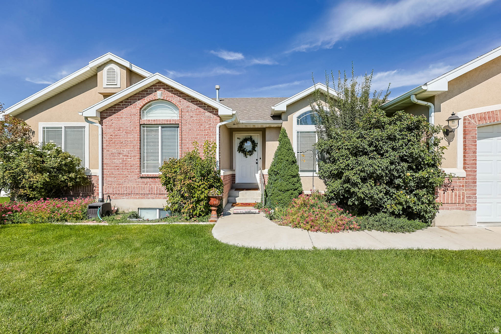 1182 W RIVER HILLS DR Riverton, UT 84065