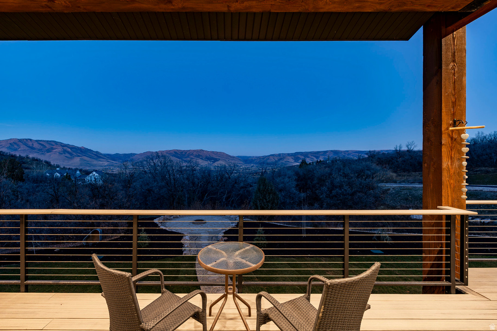 5842 OLD SNOWBASIN RD Huntsville, UT 84317