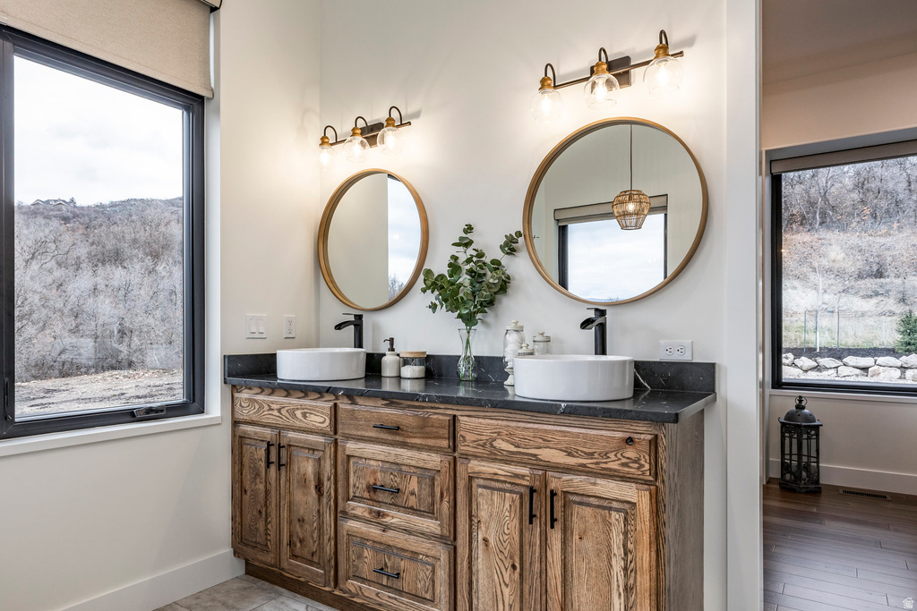 5842 OLD SNOWBASIN RD Huntsville, UT 84317