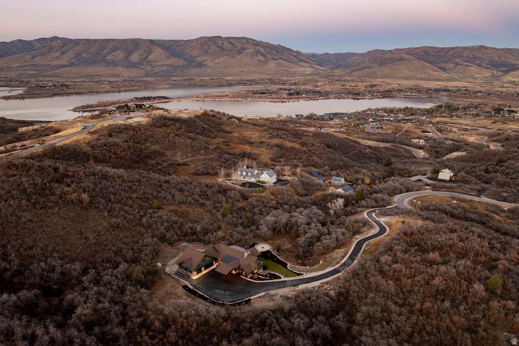 5842 OLD SNOWBASIN RD Huntsville, UT 84317