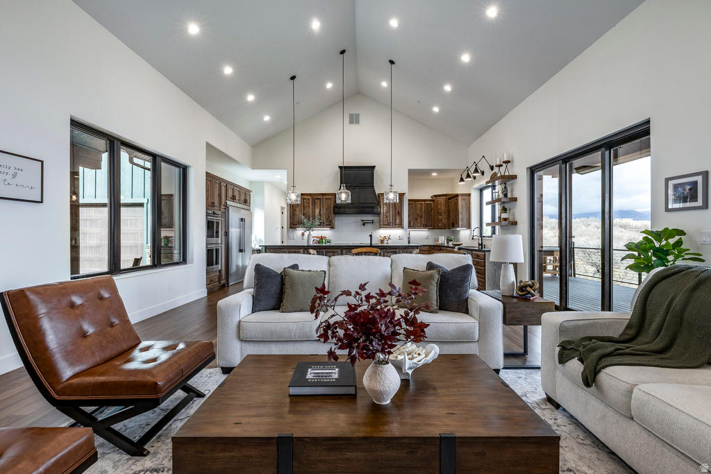 5842 OLD SNOWBASIN RD Huntsville, UT 84317