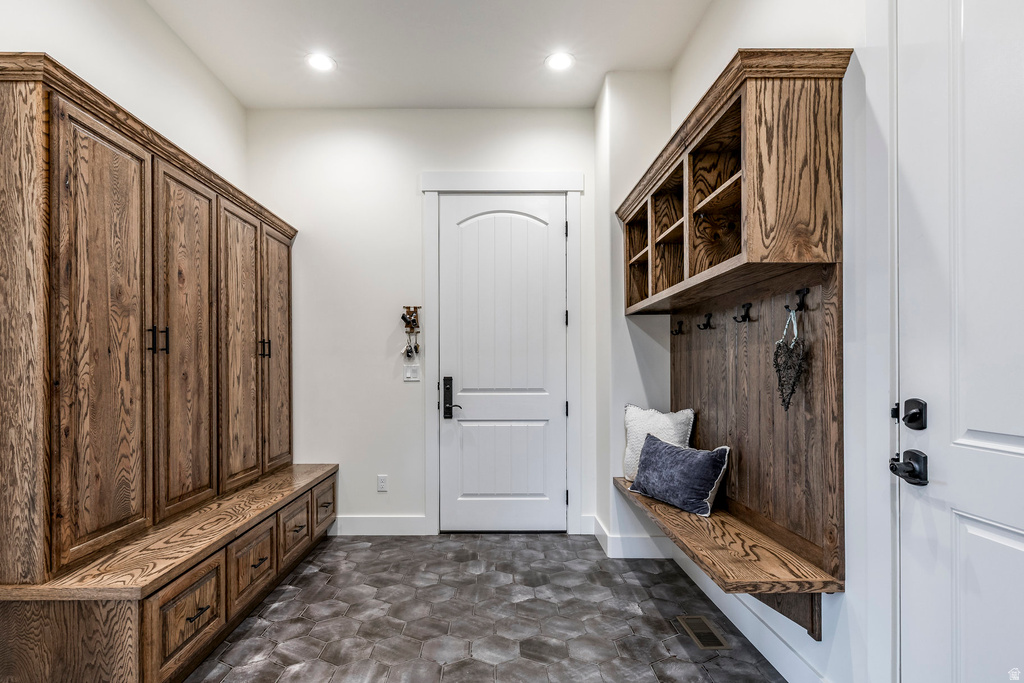 5842 OLD SNOWBASIN RD Huntsville, UT 84317