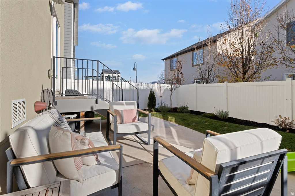 598 S HIGHPOINT DR Saratoga Springs, UT 84045