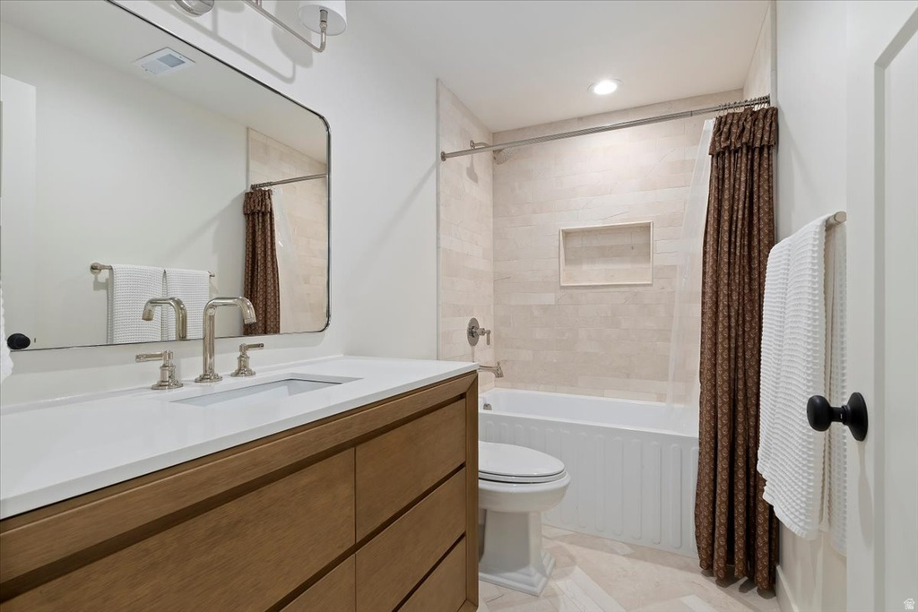 598 S HIGHPOINT DR Saratoga Springs, UT 84045