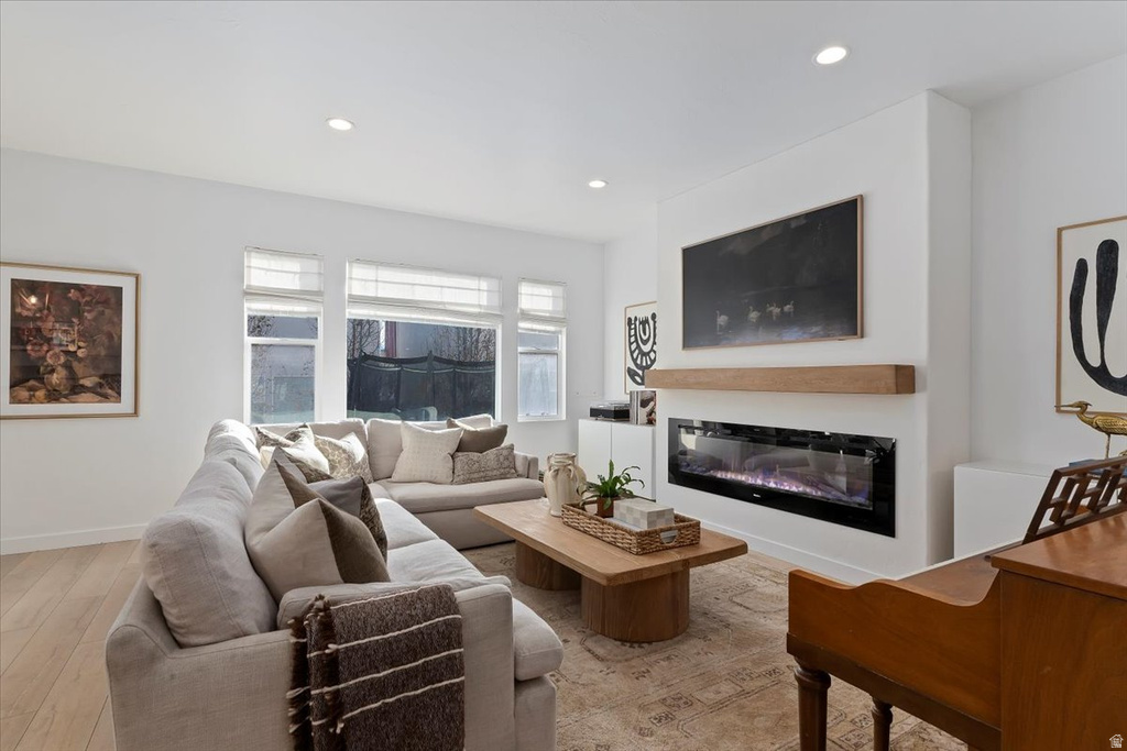 598 S HIGHPOINT DR Saratoga Springs, UT 84045