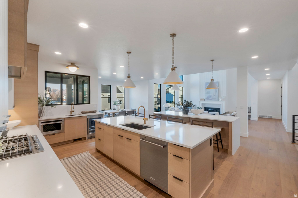 68 W 1630 S Lehi, UT 84043