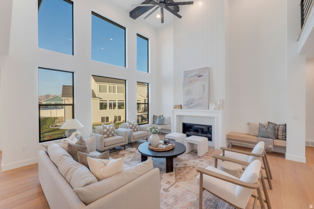 68 W 1630 S Lehi, UT 84043