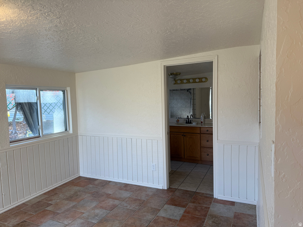 4460 S JILLS PL West Valley City, UT 84120