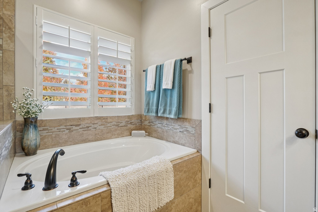 378 N THURSTON LN Layton, UT 84040