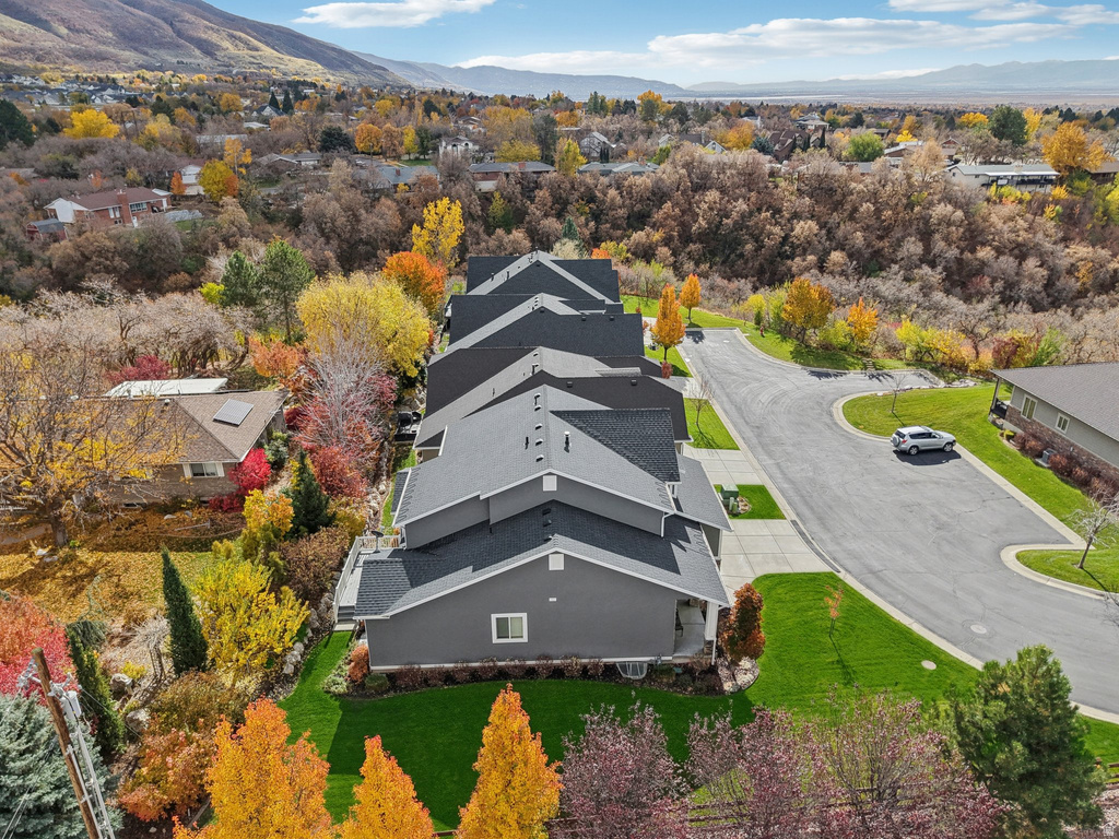 378 N THURSTON LN Layton, UT 84040