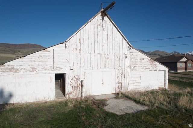 1439 N WESTSIDE HWY Dayton, ID 83232