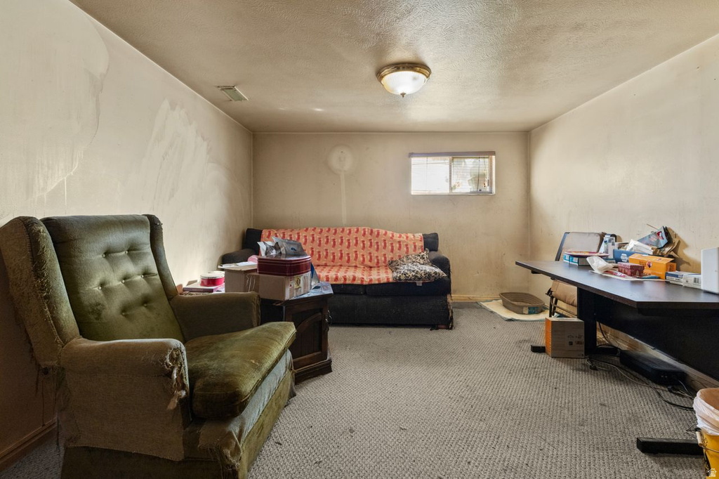 3250 S 600 E South Salt Lake, UT 84106