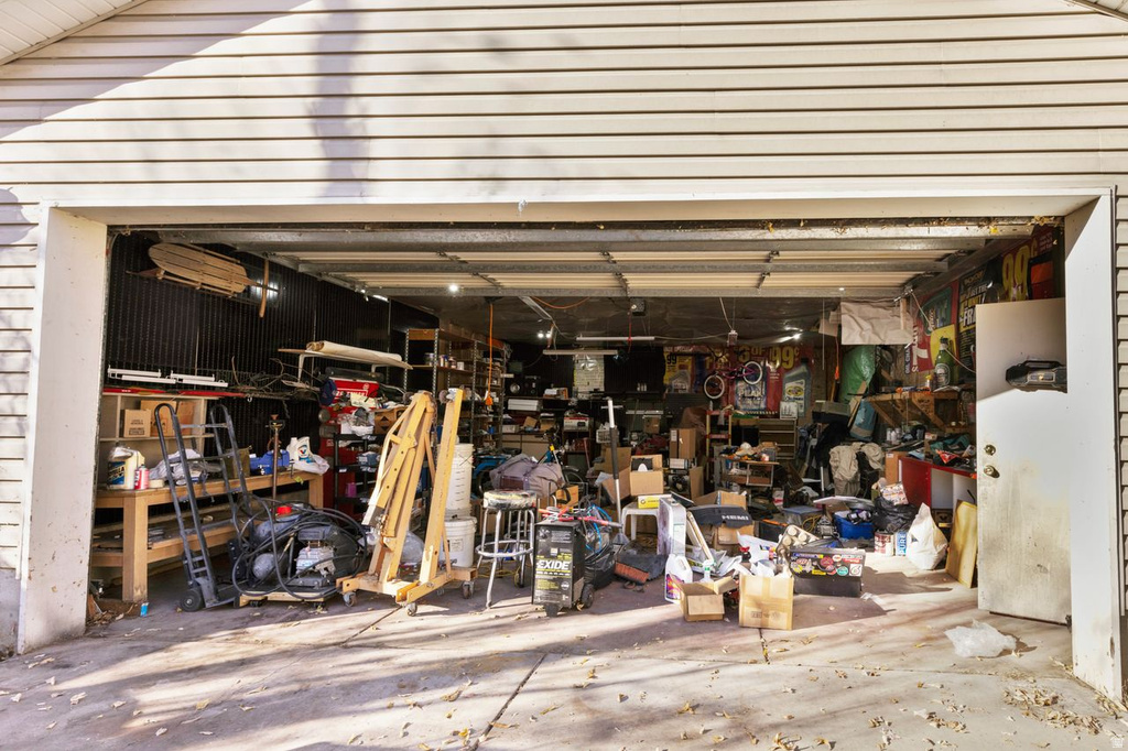 3250 S 600 E South Salt Lake, UT 84106