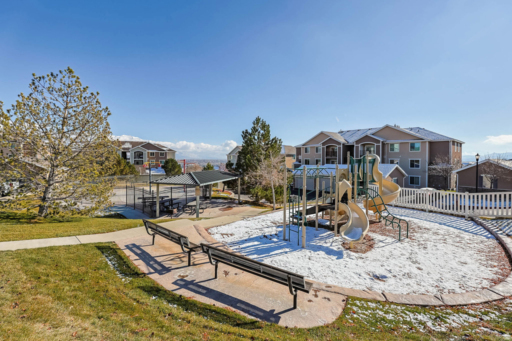 148 W SPRING HILL WAY Saratoga Springs, UT 84045
