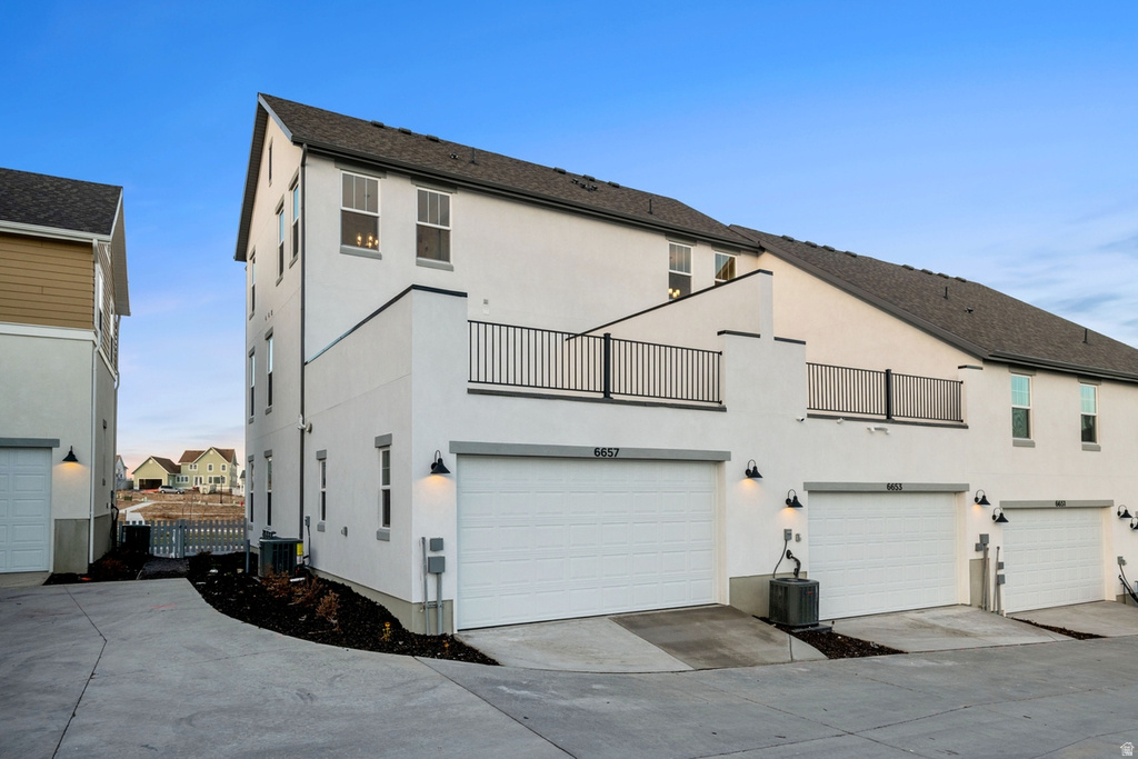 6657 W SOUTH JORDAN PKWY South Jordan, UT 84009