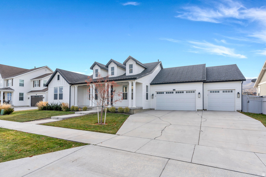 717 W LIGHTHOUSE DR Saratoga Springs, UT 84045