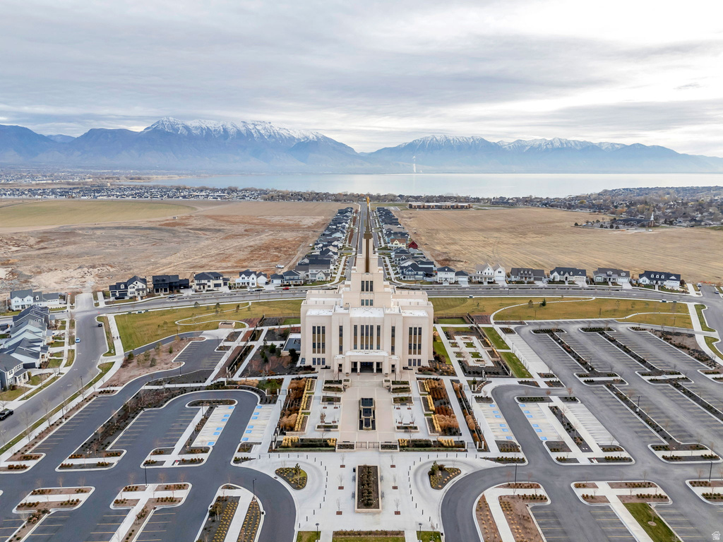 717 W LIGHTHOUSE DR Saratoga Springs, UT 84045